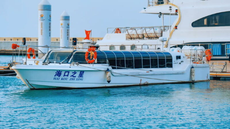 haikou-night-cruise-on-the-nanhai-pearl-ship-at-haikou-bay