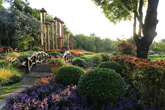 Half Day Phra That Doi Kham Temple and Royal Park Rajapruek (Private Tour) - FAQs