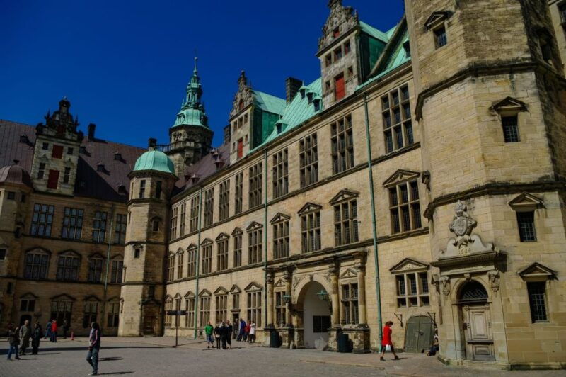 half-day-private-tour-to-kronborg-and-frederiksborg-castle