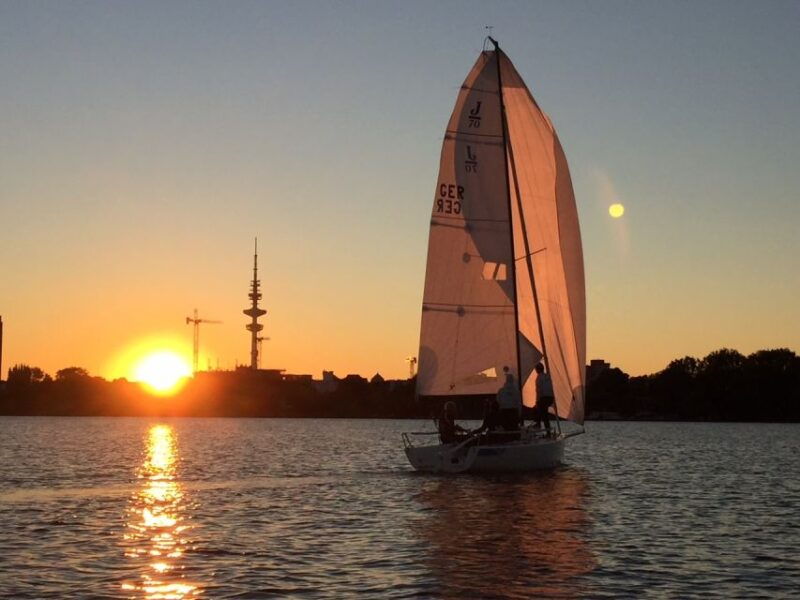 hamburg-alster-river-sailboat-tour-with-sundowner