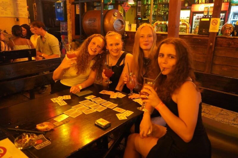 hamburg-reeperbahn-pub-crawl-with-shots-and-games