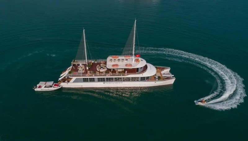 hanoi-ha-long-bay-cruise-5-stars-and-kaykaying