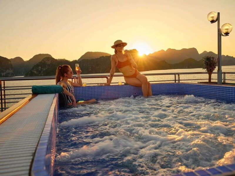 hanoi-ha-long-bay-premium-group-tour-with-luxury-cruise