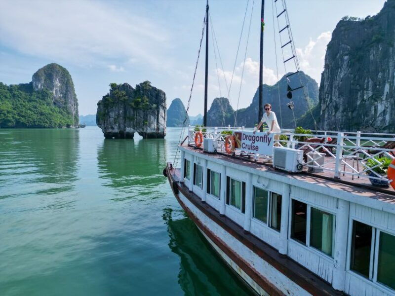 hanoi-islands-caves-ha-long-cruise-with-lunch-kayaking