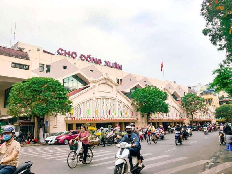 hanoi-local-life-in-the-old-quarter-private-walking-tour