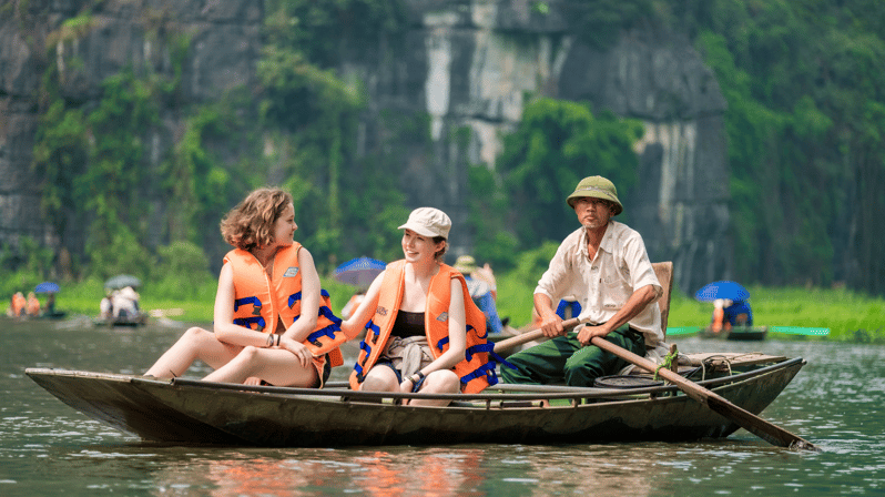 hanoi-luxurious-2-day-ninh-binh-tour-with-hotel-bungalow