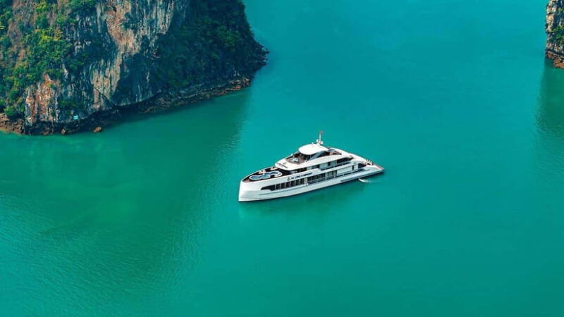 hanoi-luxury-ha-long-cruise-by-super-yacht-with-transfer