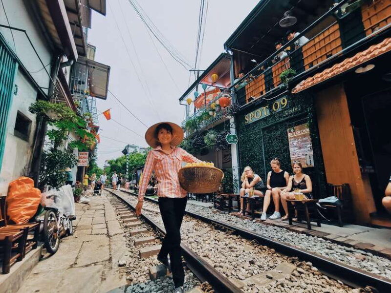 hanoi-private-old-quarter-walking-tour-with-train-street