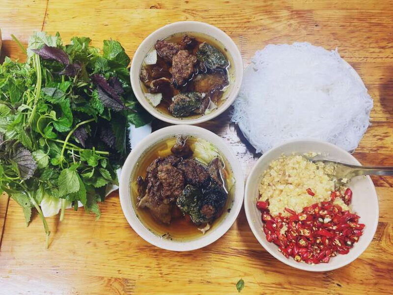 hanoi-vietnamese-street-food-tour-with-egg-coffee