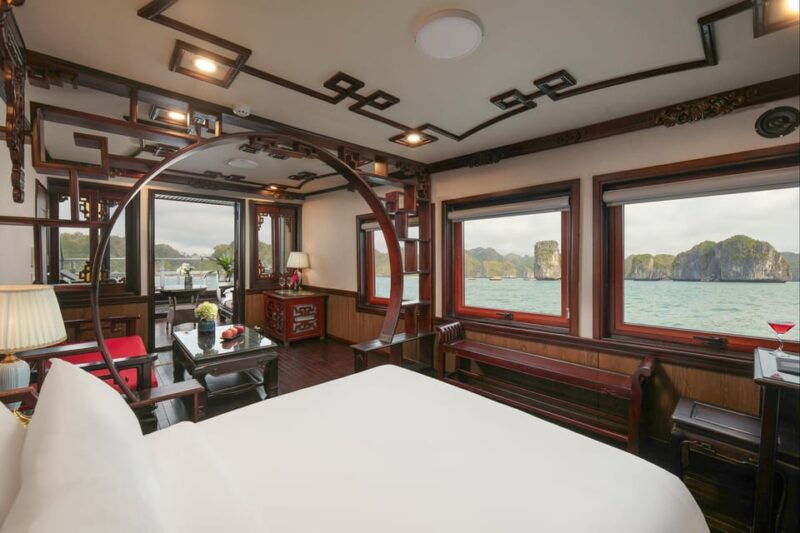 hanoihalong-bay-2-day-on-traditional-wooden-boutique-cruise