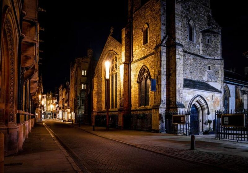 haunted-stories-of-cambridge-private-walking-tour-2