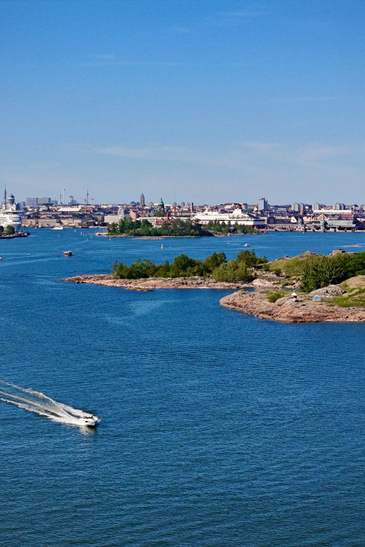 helsinki-private-boat-tour