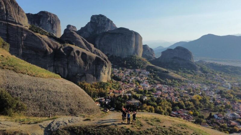 hiking-exploration-of-meteoras-hidded-gems