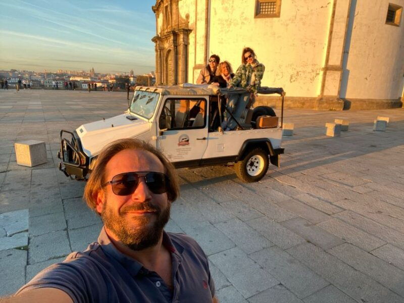 historic-adventure-convertible-umm-portugues-military-jeep