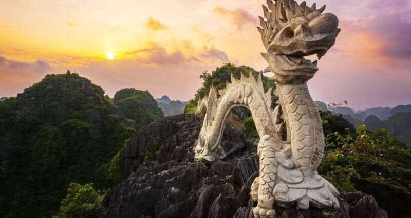 hoa-lu-tam-coc-mua-cave-1-day-tour-limousine-transfer