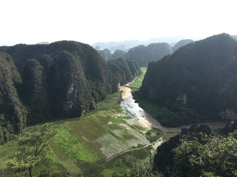hoa-lu-tam-coc-mua-cave-hiking-full-day-tour