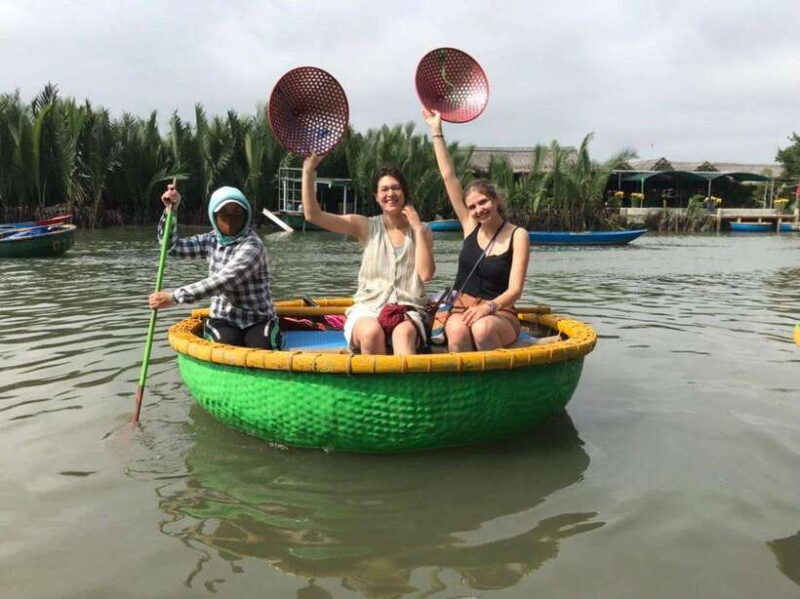 hoi-an-fishing-village-tour-and-cooking-class-with-pho