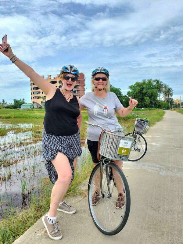 hoi-an-half-day-farm-to-table-adventure-in-tra-que-village