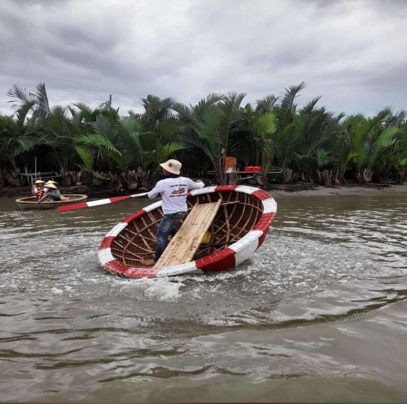 hoi-an-lantern-making-basket-boat-and-cooking-class