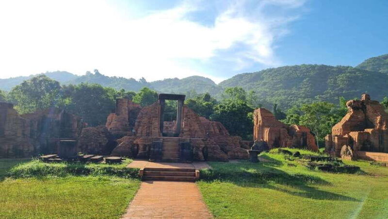 hoi-an-my-son-sanctuary-private-tour-with-local-guide