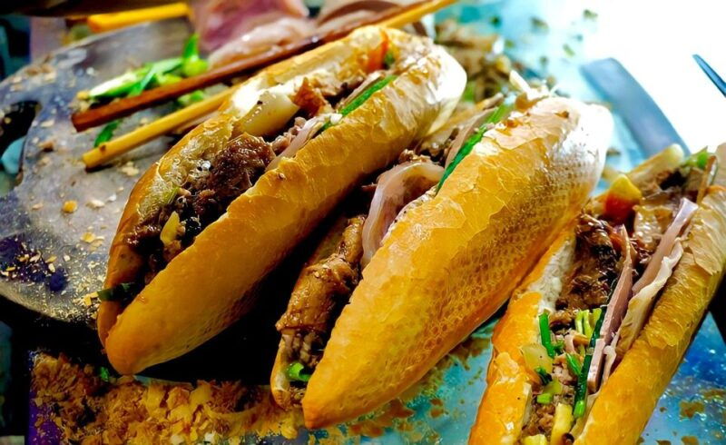 hoi-an-street-food-tour-with-billy