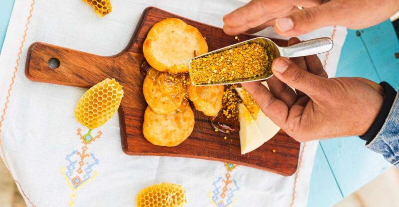 honey-tasting-on-naxos-island