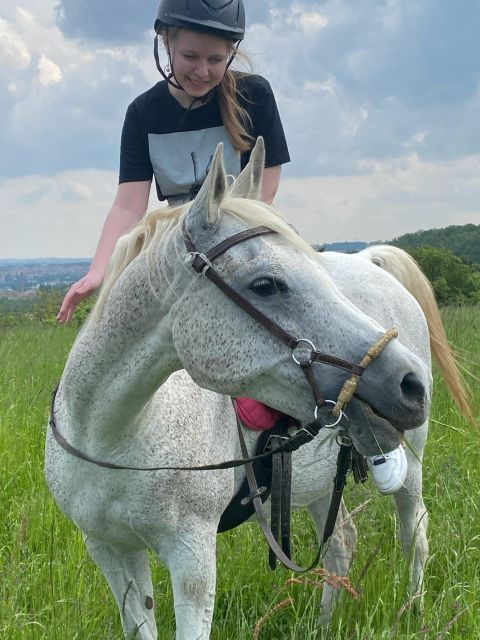 horseback-riding-tour-near-prague