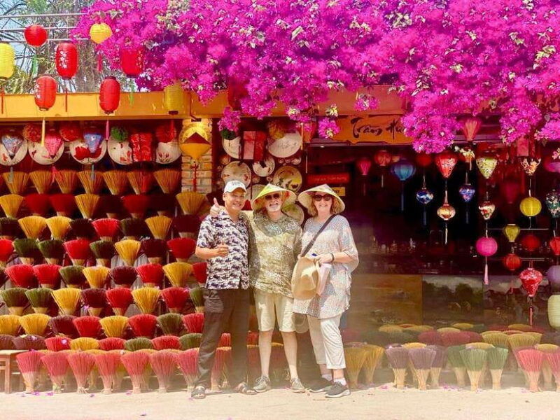 hue-city-tour-half-day-by-private-car-dragon-boat