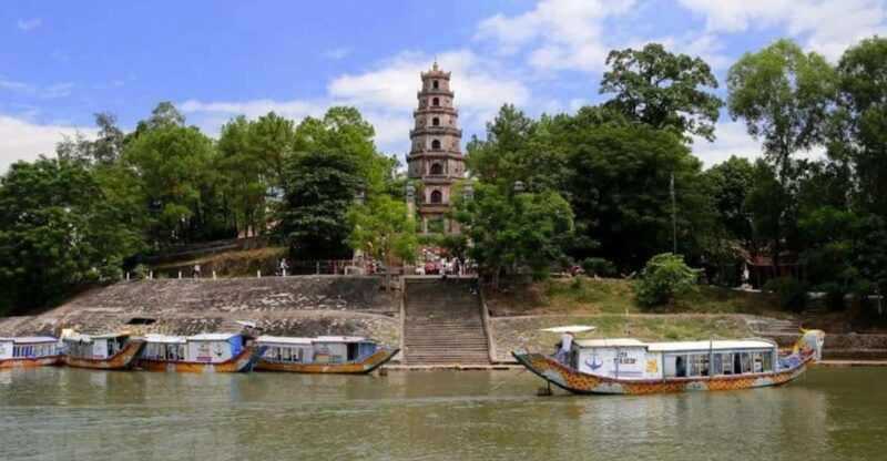 hue-royal-tombs-thien-mu-pagoda-dragon-boat-private-tour