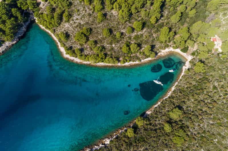 hvar-and-pakleni-islands-half-day-private-boat-tour