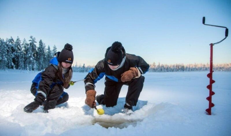 ice-fishing-adventure-in-levi-with-salmon-soup
