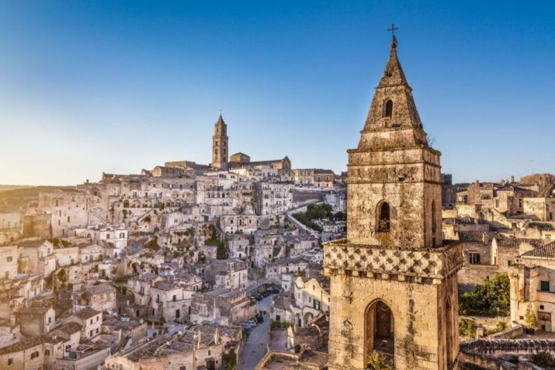 insightful-matera-walking-tour-for-couples