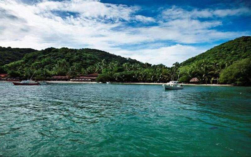 ixtapa-zihuatanejo-las-gatas-beach-tour-with-snorkeling