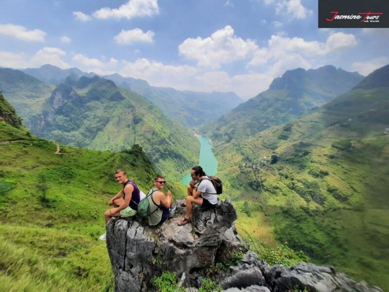 jasmine-tour-ha-giang-loop-3-days-2-night-jasmine-tour
