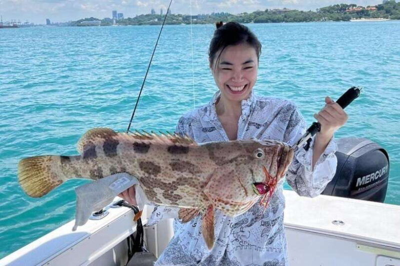 join-in-yacht-fishing-at-the-southern-islands-of-singapore