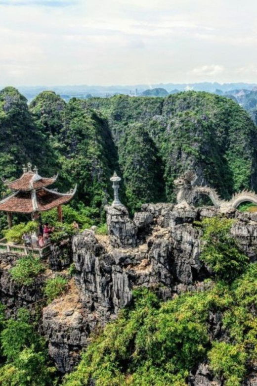 journey-in-ninh-binh-hoa-lu-trang-an-mua-cave