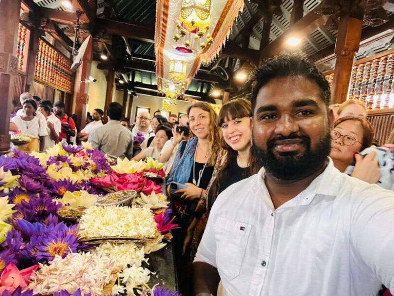 kandy-city-tour-unesco-heritage-city-and-temple-visit
