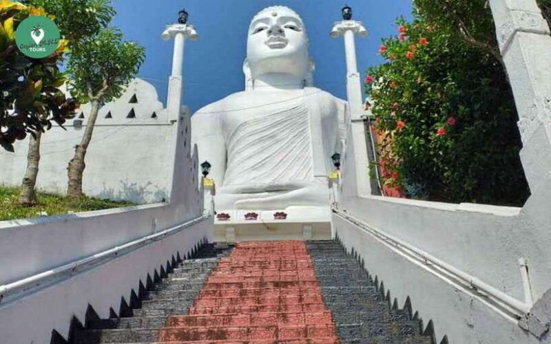 kandy-sightseeing-walkingtour-arround-kandy-with-localguide