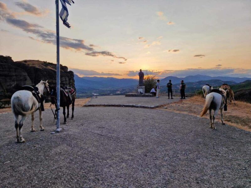 kastraki-meteora-morning-horse-riding-with-monastery-visit