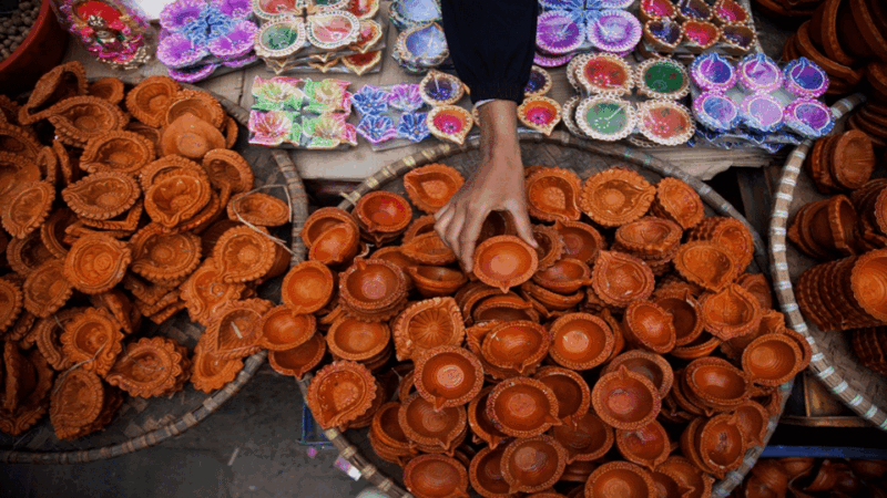kathmandu-palace-garden-market-stupa-near-thamel-tour