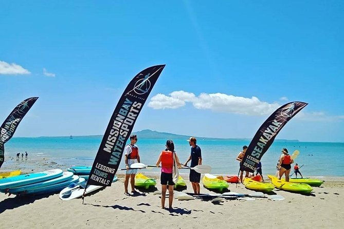 Kayak rental double for 1 hour - The Instructors Role and Group Size