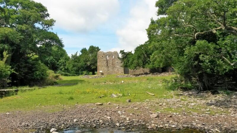kayaking-to-innisfallen-island-killarney-guided