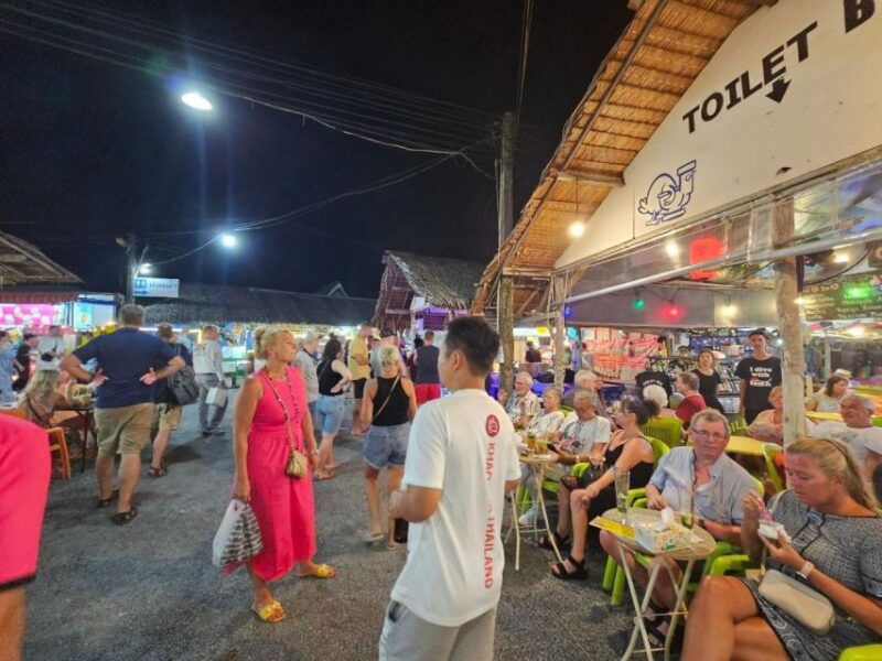 khaolakfinger-food-guided-tour-with-cabaret-show