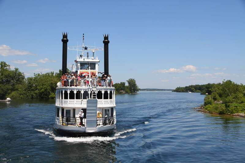 kingston-lunch-cruise-of-thousand-islands
