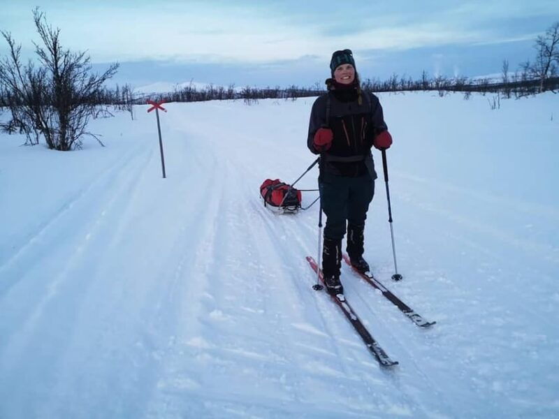 kiruna-nordic-touring-skiing-experience-with-warm-beverage