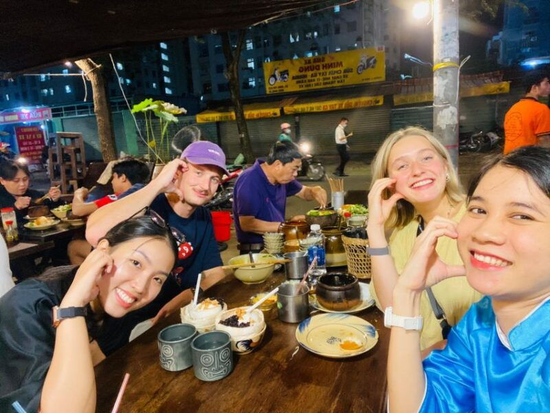 kisstour-motorbike-vegan-food-tour-in-ho-chi-minh
