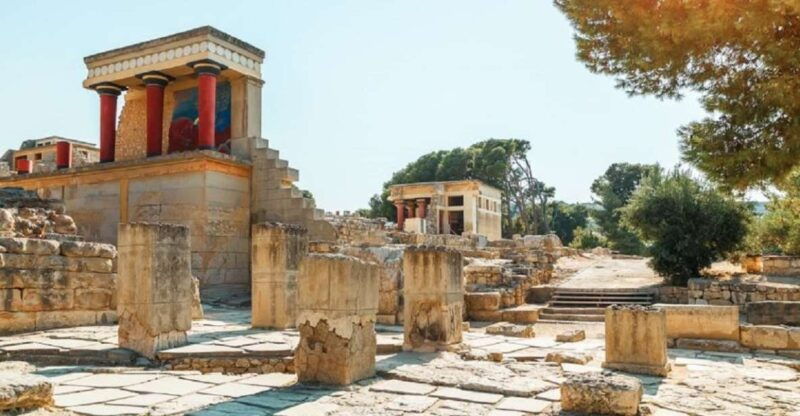 knossos-heraklion-archaeological-museum-from-chania
