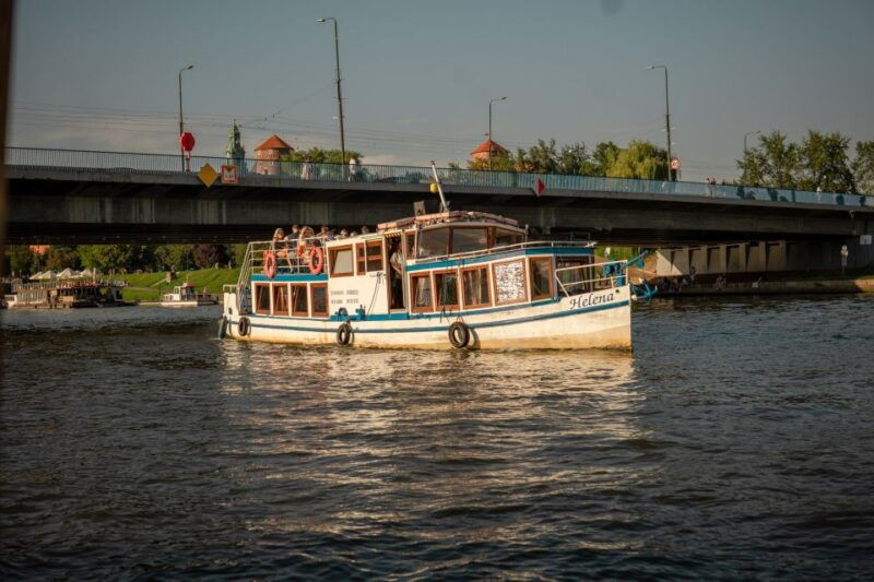 krakow-vistula-river-sightseeing-cruise-%ef%b8%8f