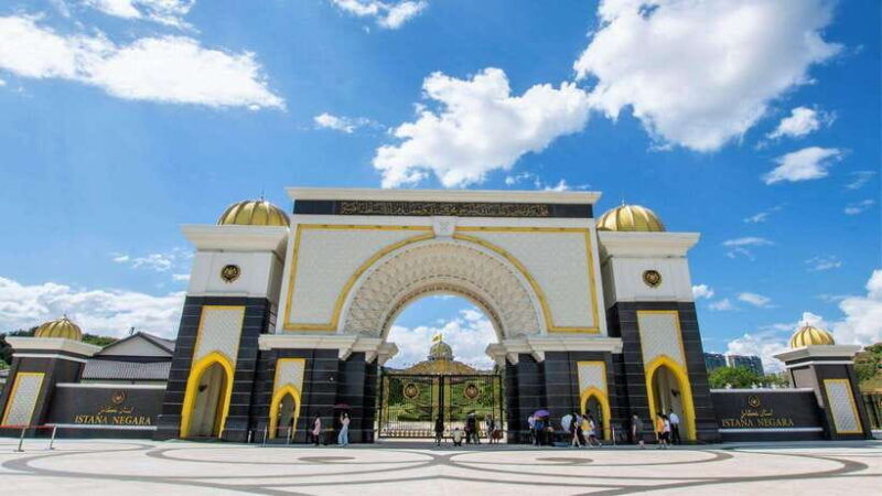 kuala-lumpur-city-tour-kl-tower-ticket-putrajaya-w-boat