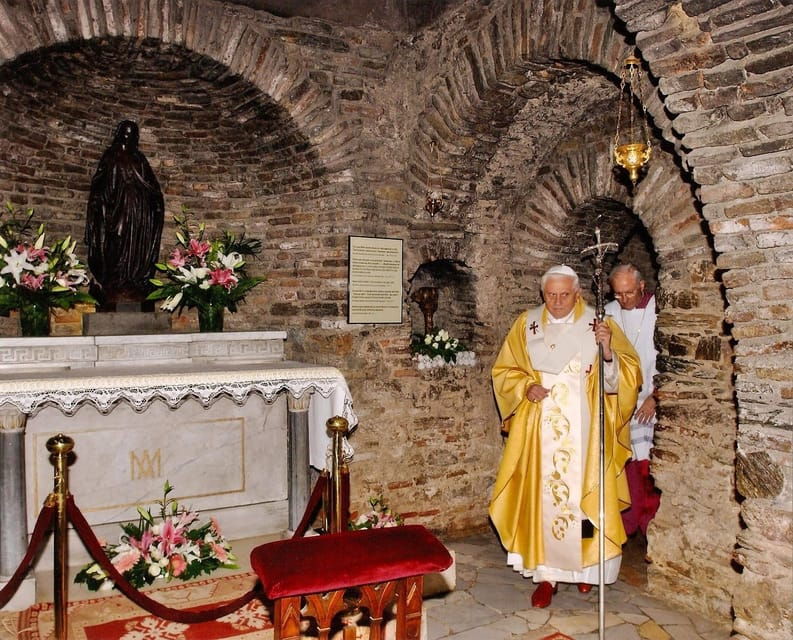 kusadasi-ephesus-house-of-virgin-mary-and-temple-tour